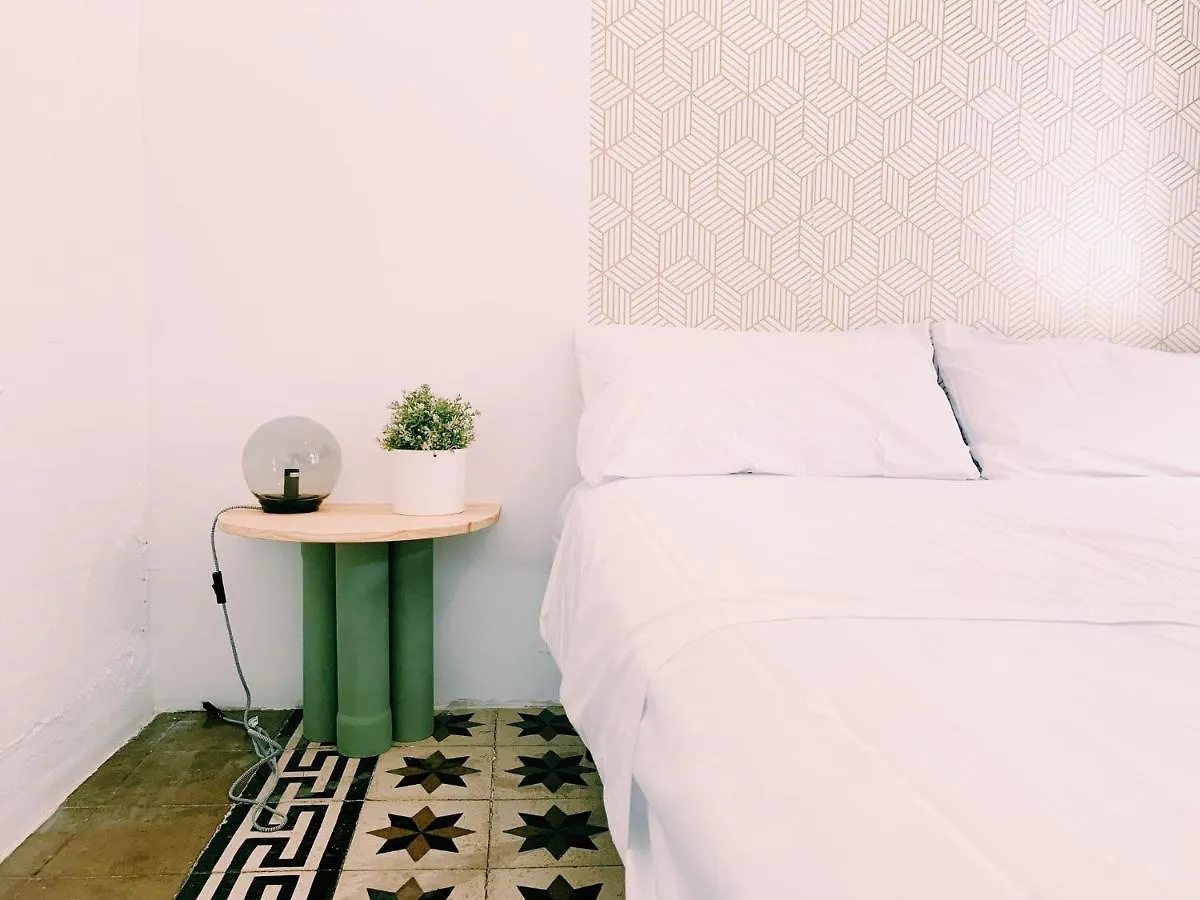 Maria Magdalena - Room 8 Malaga Guest house